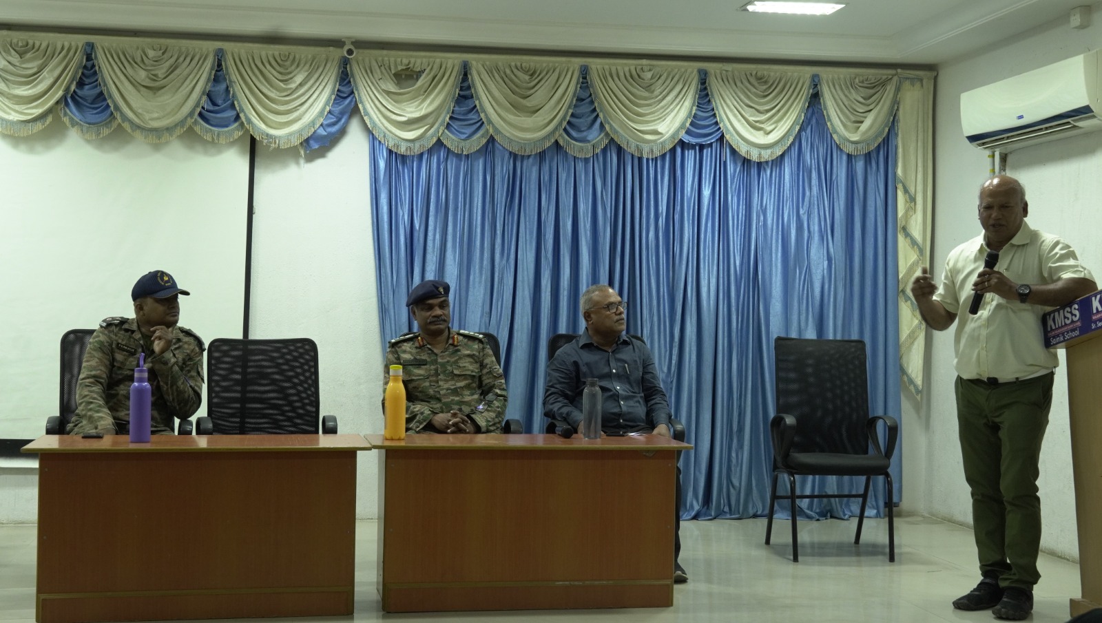 Special Interaction with Army Officers