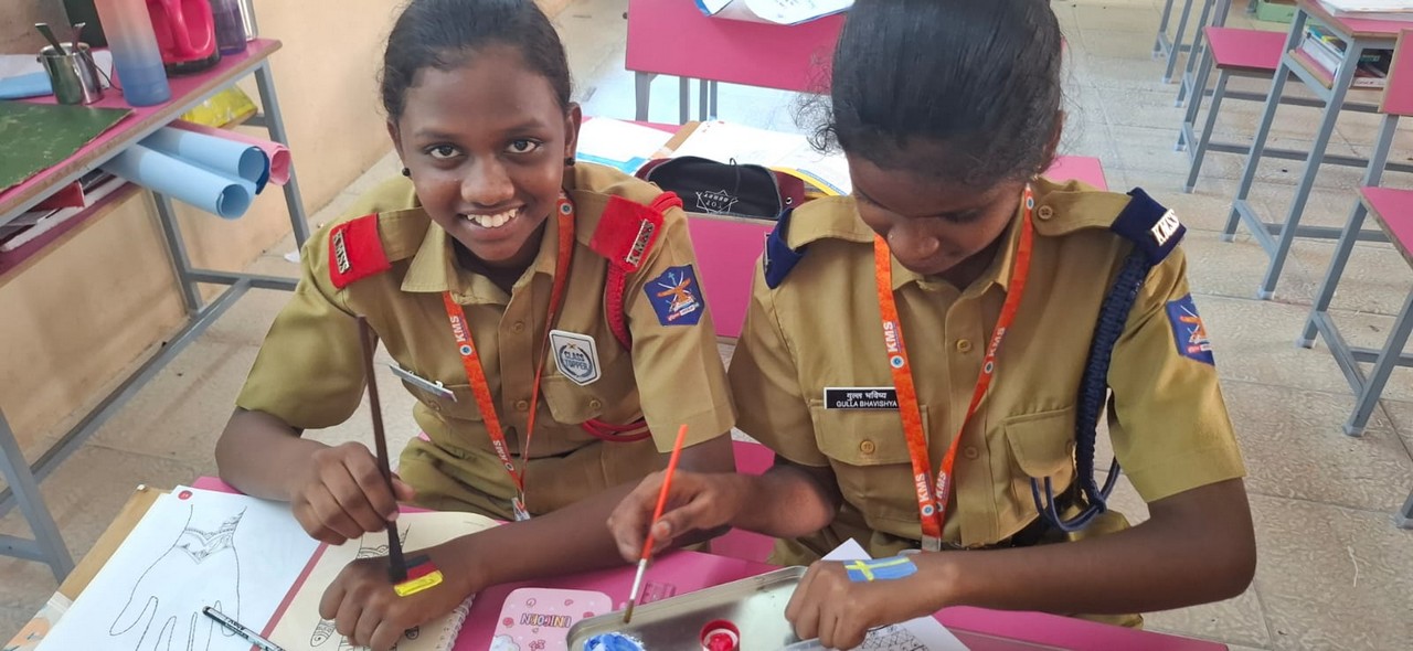 International Day of Peace – Hand Painting